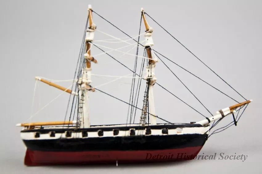 Model - USS LAWRENCE