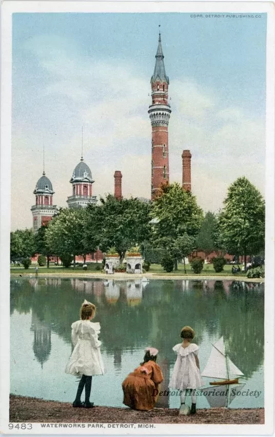 Postcard - Waterworks Park, Detroit, Mich.