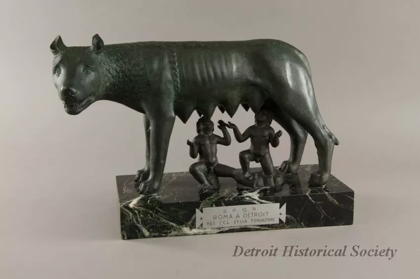 Statue