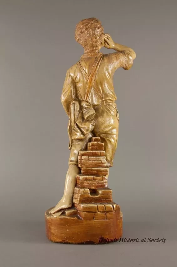 Statue