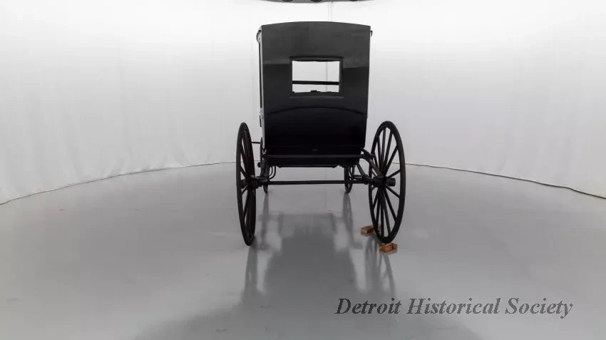 Carriage - 1890's Enclosed Rockaway Carriage - Dhs_1948_145_028_arceye_spin_01_014