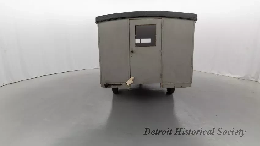Trailer, Camping - 1929 Covered Wagon Trailer Co. camper