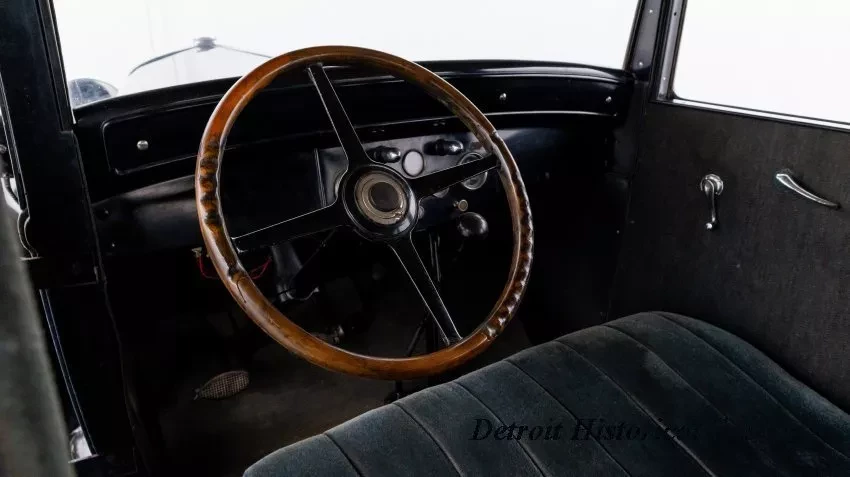 Automobile