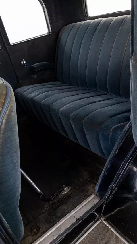 Automobile