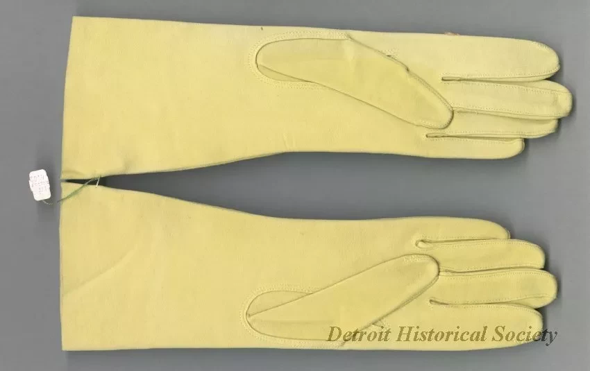 Glove